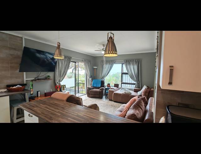 4 BEDROOM HOUSE FOR SALE IN UVONGO
